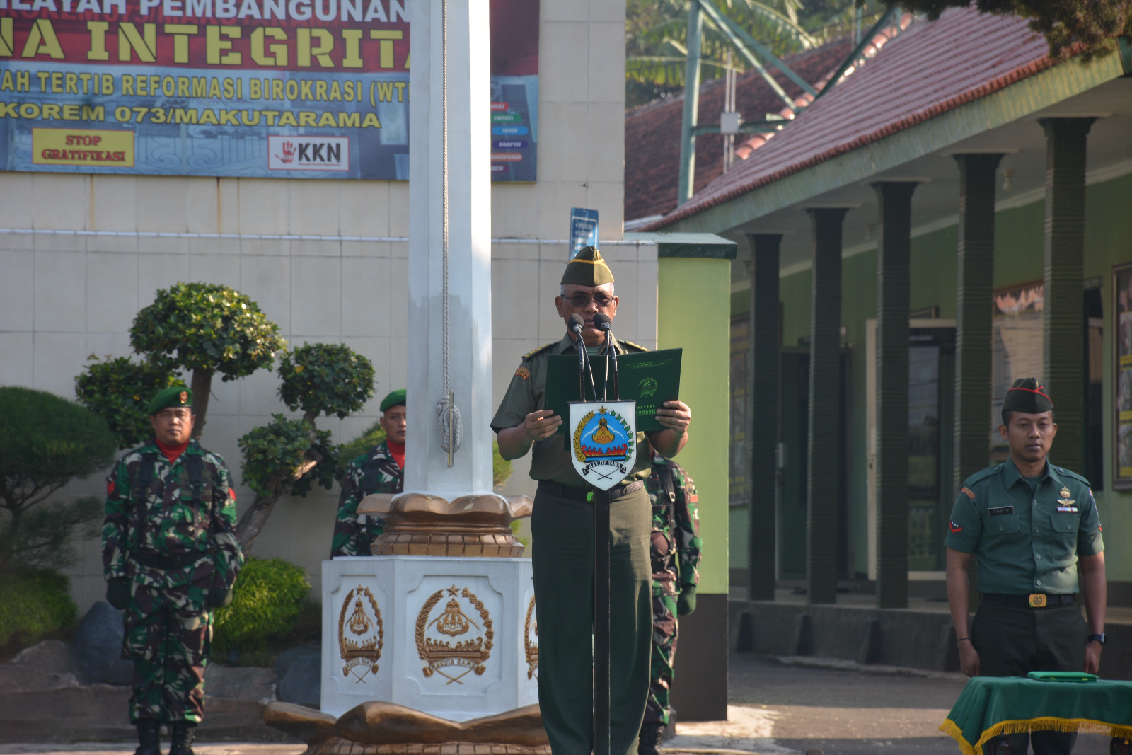 Upacara Bendera 17-an, Amanat Panglima TNI : Netralitas TNI Tidak Bisa Ditawar